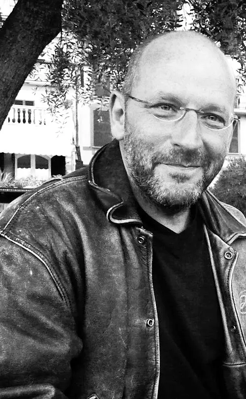 Robert Schneider