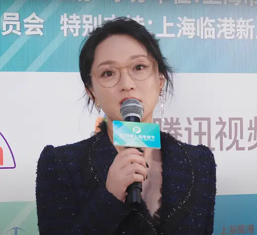 周迅