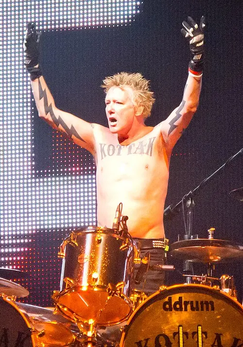 James Kottak