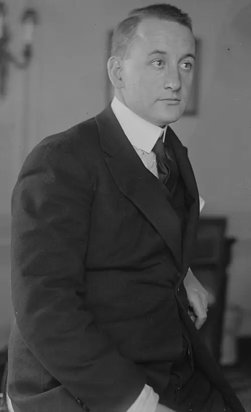 Charles Hackett