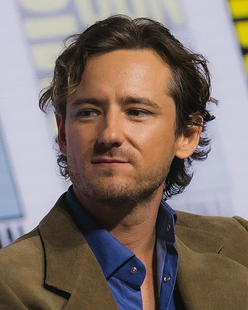 Lewis Pullman
