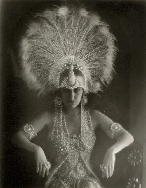 Gloria Swanson