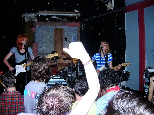 Vivian Girls