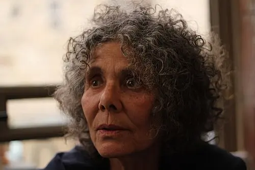 Hedva Harechavi