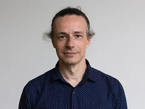 Ron Regé, Jr.