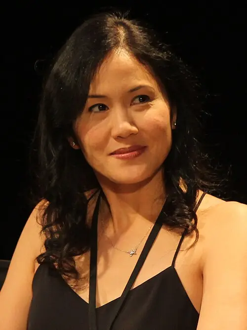 Deedee Magno Hall
