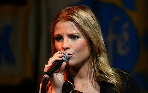 Jennifer Ewbank