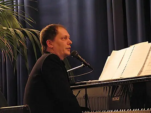 Vedres Csaba