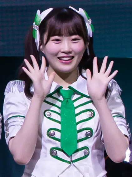 山根涼羽