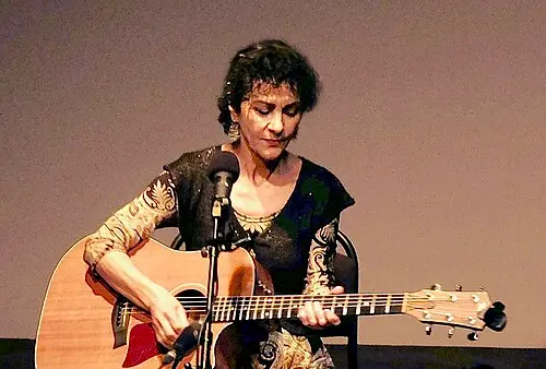 Angélique Ionatos