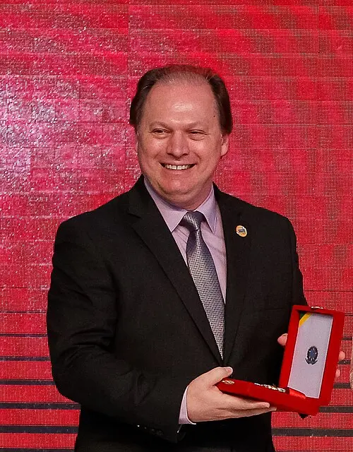 Roberto Minczuk