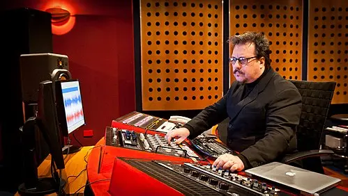 Leon Zervos