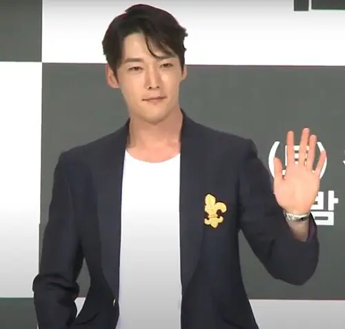 최진혁