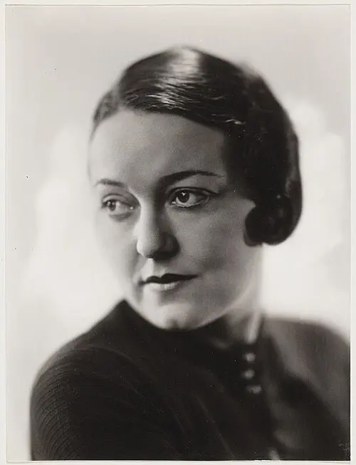Fien de la Mar