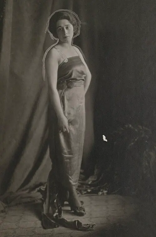 Carmen Andrée Deschamps
