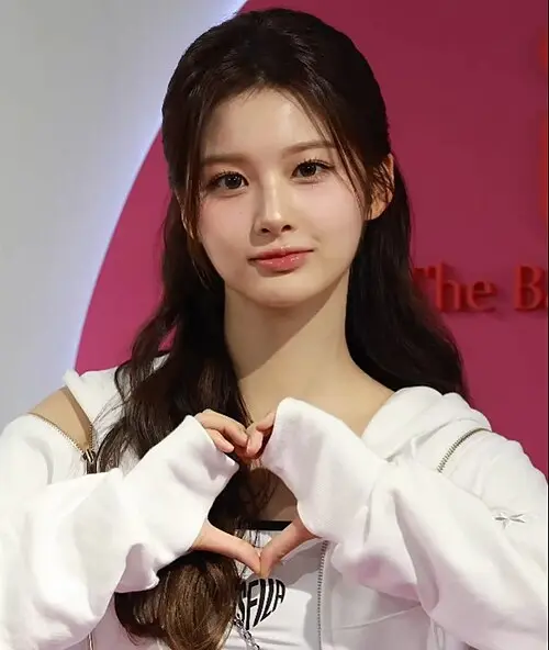 설윤