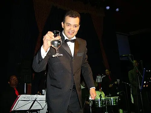 Alex Bueno