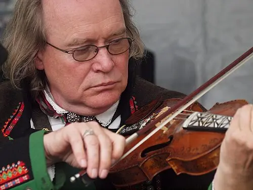 Hallvard T. Bjørgum