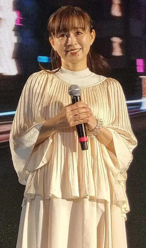 岩男潤子