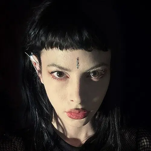 Charlotte Kemp Muhl