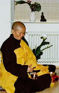 Chân Không