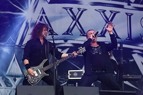 Axxis