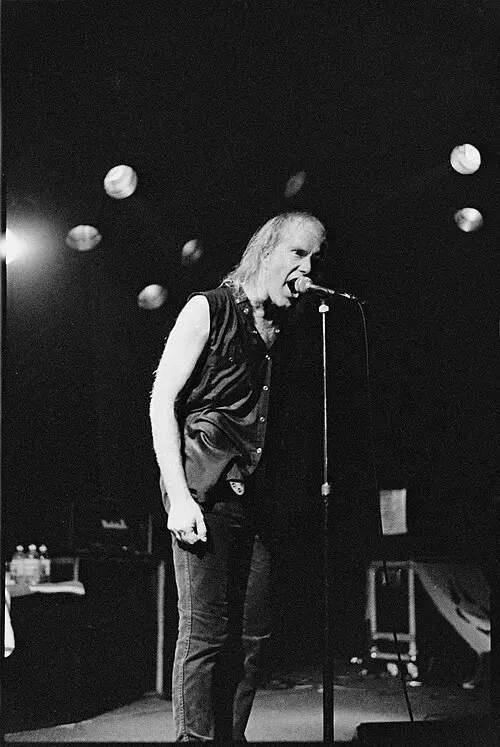 Rob Younger