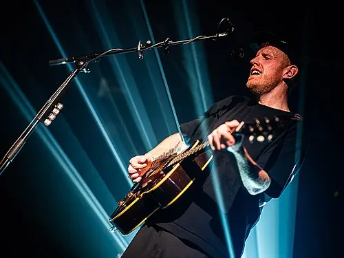 Gavin James