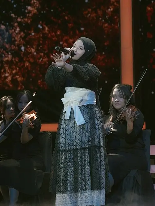 Hanin Dhiya