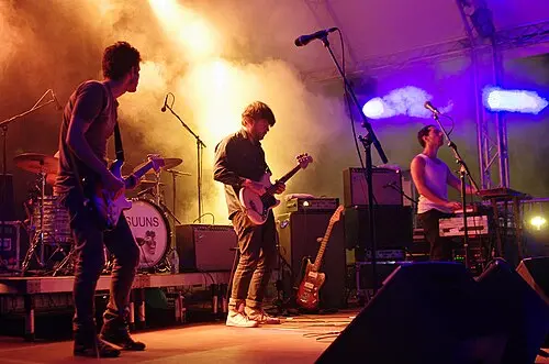 SUUNS