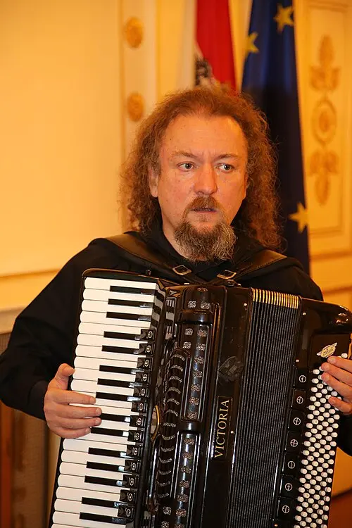 Krzysztof Dobrek