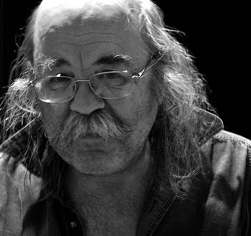 Larry Beckett