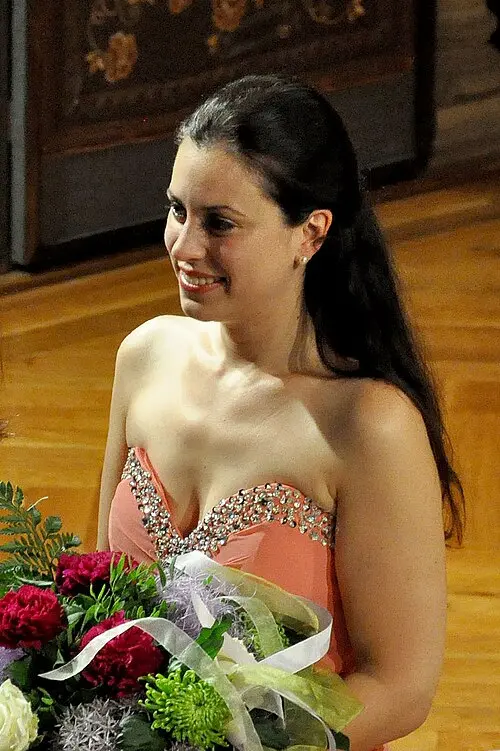 Esther Birringer