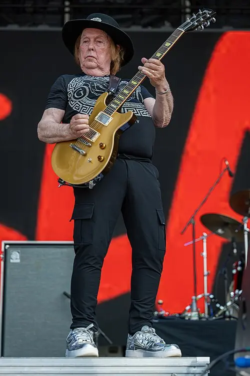 Dave Hill