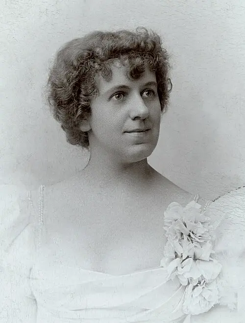 Edyth Walker