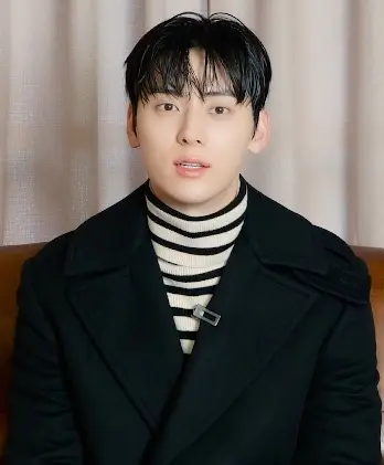 민현