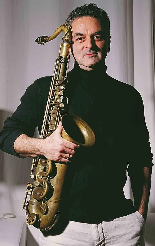 Avram Fefer