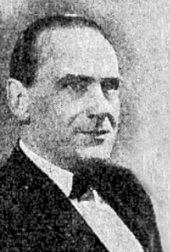 Lee Sims