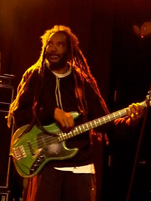 Darryl Jenifer