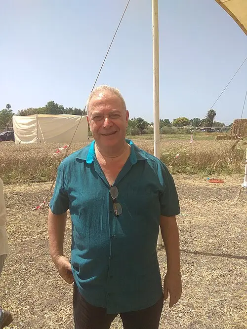 עוזי אסנר