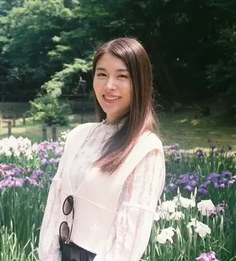 小林麻衣愛