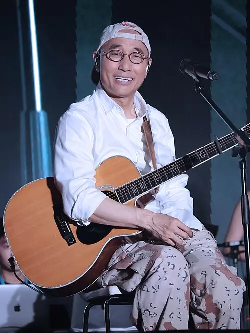 盧冠廷