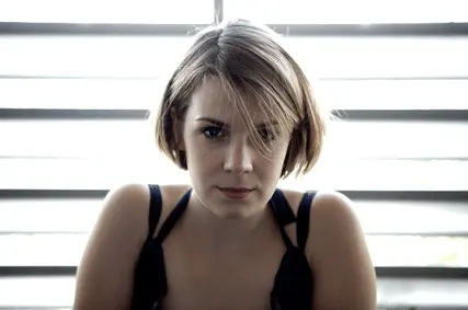 Alev Lenz