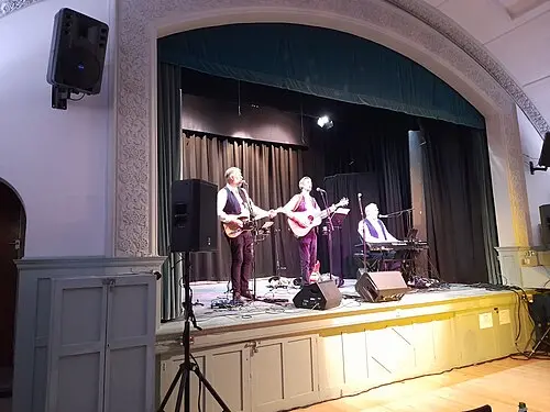 The Houghton Weavers