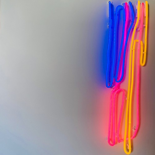 Neon Arrow b/w Rewire