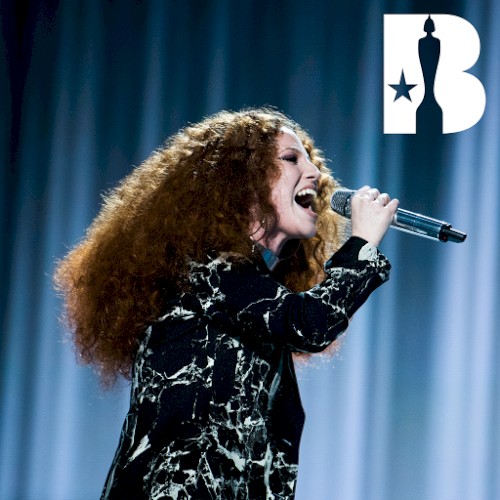 Ain't Got Far To Go/Don't Be So Hard On Yourself/Hold My Hand (Live From The BRITs)