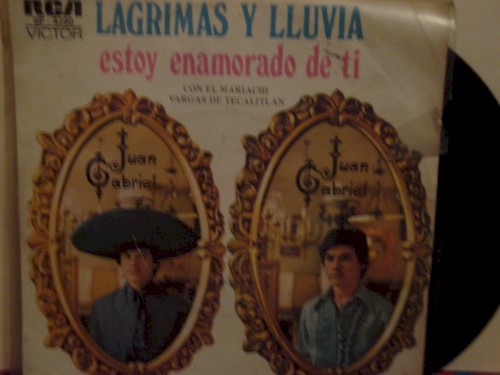 Lágrimas y lluvia / Estoy enamorado de ti