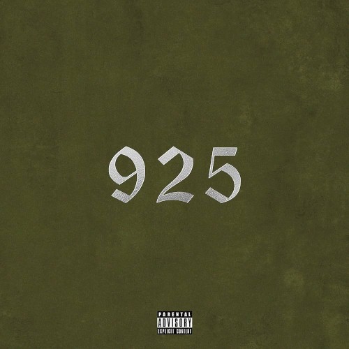 925