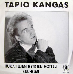Hukattujen hetkien hotelli / Kuuhelmi