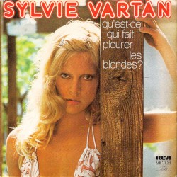 Qu'est-ce qui fait pleurer les blondes ?